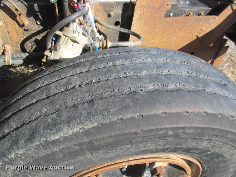 image for item J2538 1991 GMC TopKick dump truck
