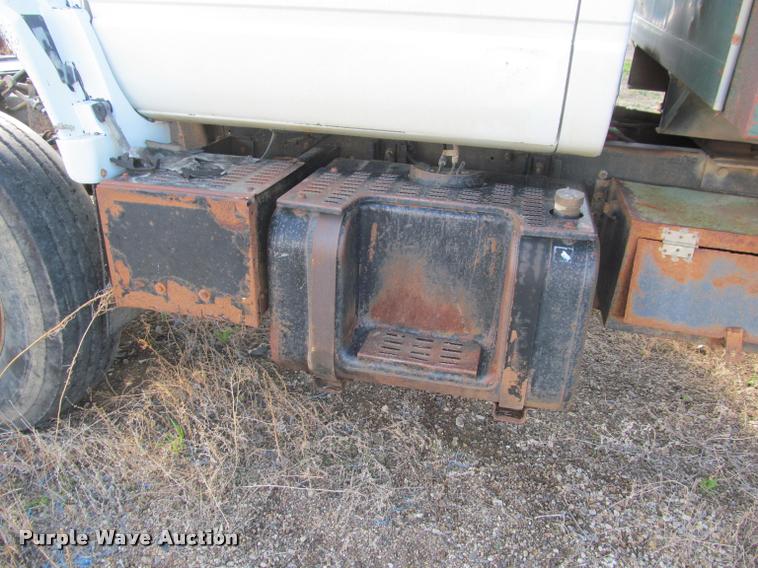 image for item J2538 1991 GMC TopKick dump truck