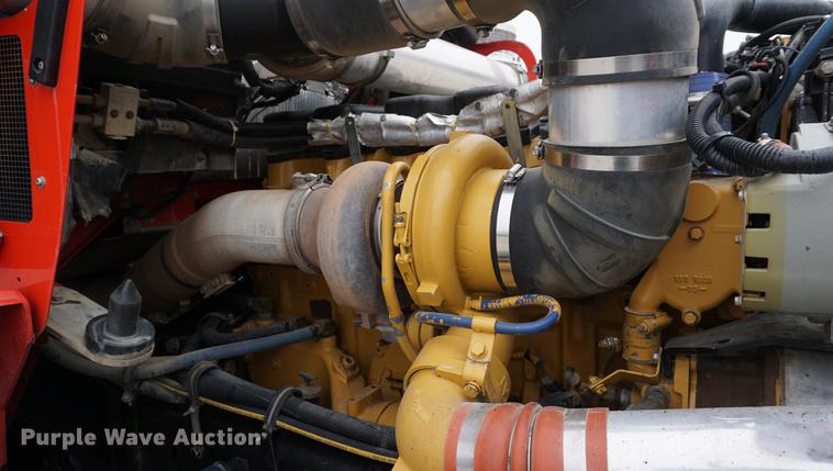 image for item J5642 2000 Kenworth T800 fuel truck