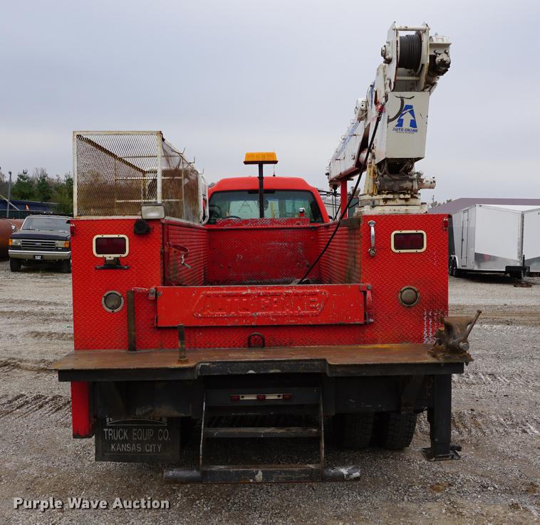 image for item J5644 1998 GMC C7500 service truck