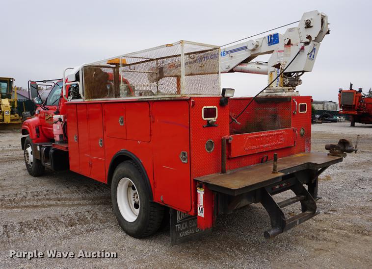 image for item J5644 1998 GMC C7500 service truck