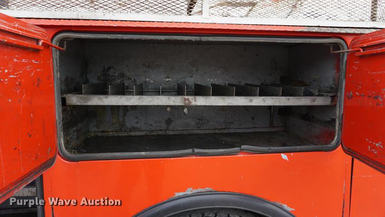 image for item J5644 1998 GMC C7500 service truck