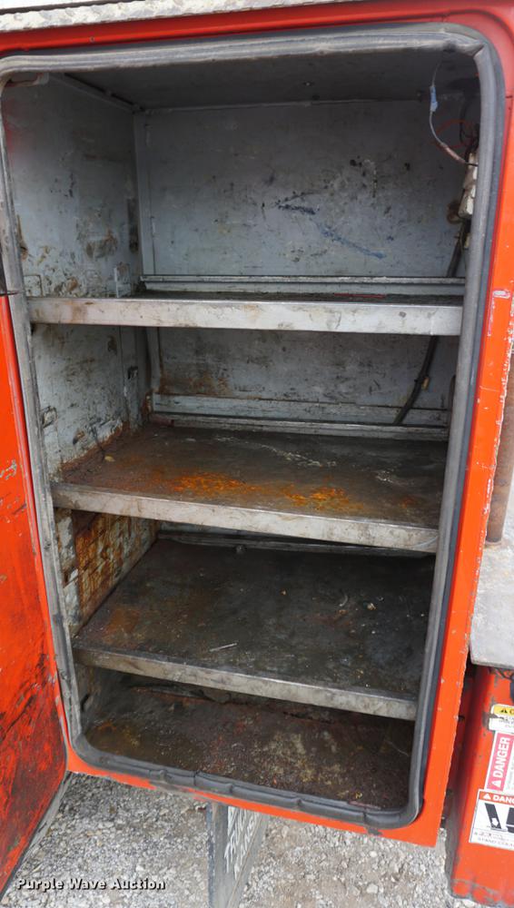 image for item J5644 1998 GMC C7500 service truck