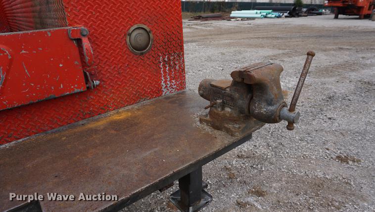 image for item J5644 1998 GMC C7500 service truck