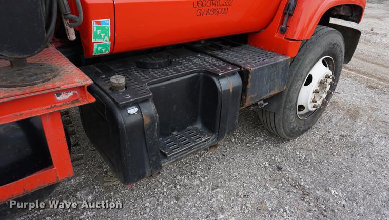 image for item J5644 1998 GMC C7500 service truck