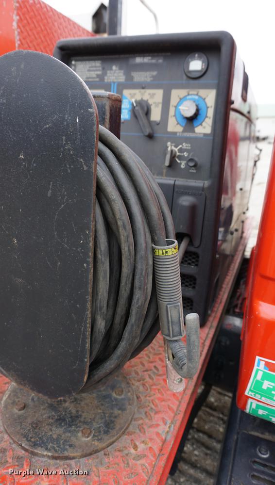 image for item J5644 1998 GMC C7500 service truck