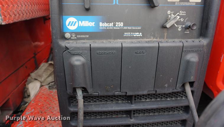 image for item J5644 1998 GMC C7500 service truck