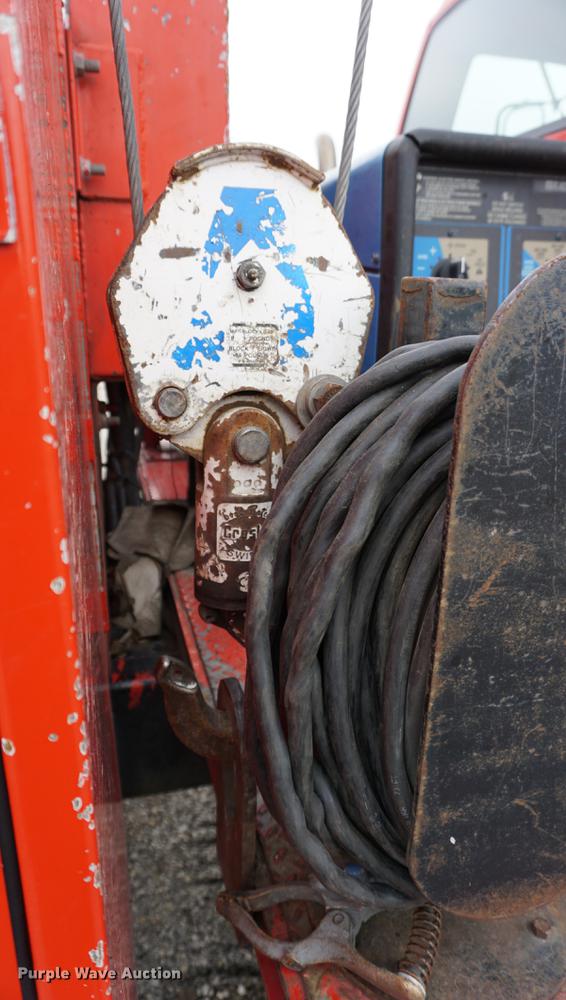 image for item J5644 1998 GMC C7500 service truck