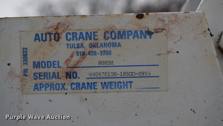 image for item J5644 1998 GMC C7500 service truck