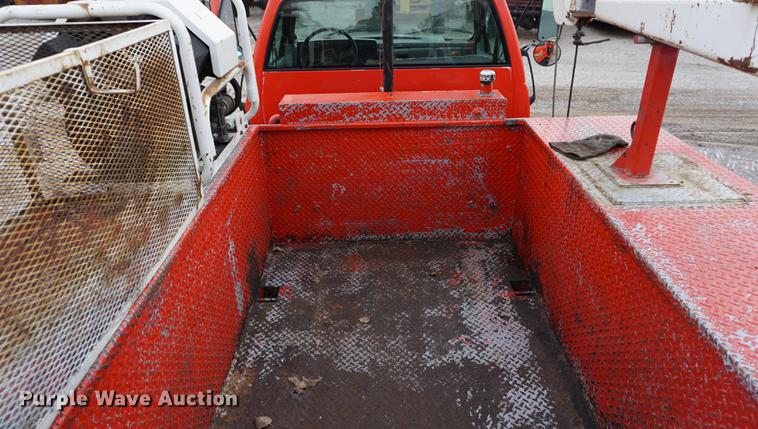 image for item J5644 1998 GMC C7500 service truck