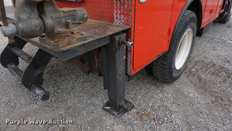 image for item J5644 1998 GMC C7500 service truck