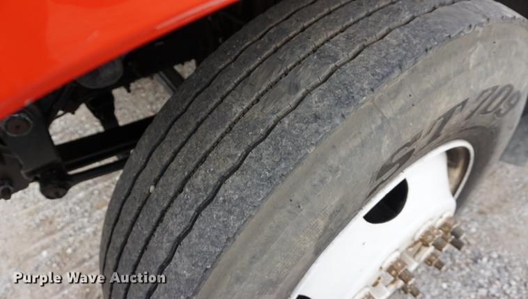 image for item J5644 1998 GMC C7500 service truck