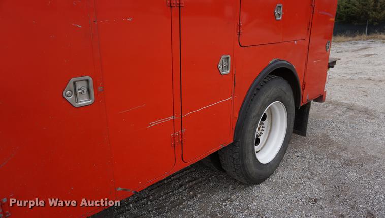 image for item J5644 1998 GMC C7500 service truck