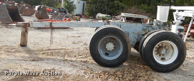 image for item J5645 1952 trailer dolly converter