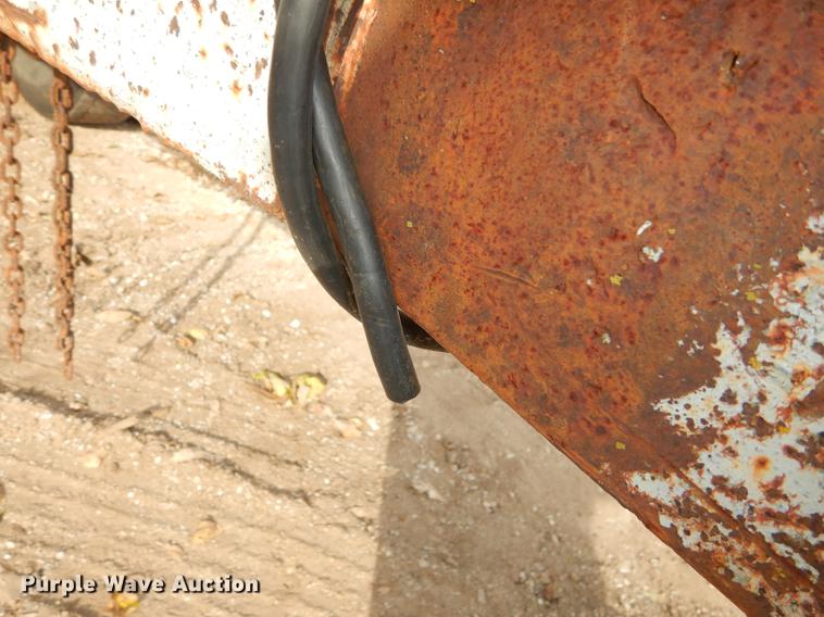 image for item J5645 1952 trailer dolly converter