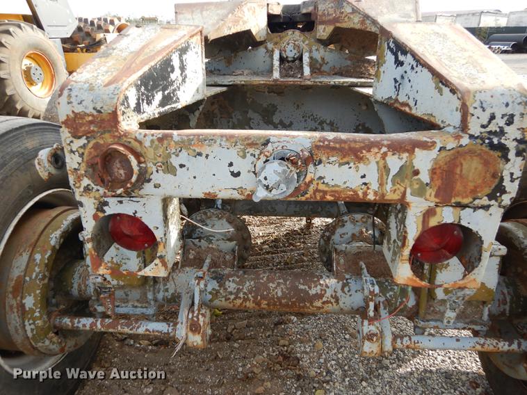 image for item J5645 1952 trailer dolly converter