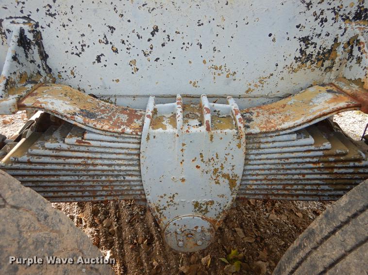 image for item J5645 1952 trailer dolly converter