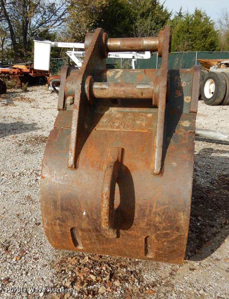 image for item J5647 Esco XDP excavator bucket