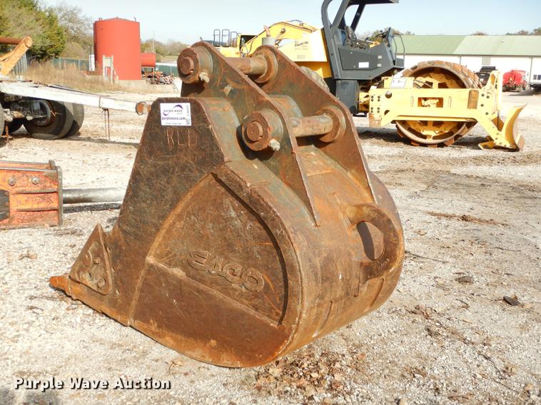 image for item J5647 Esco XDP excavator bucket