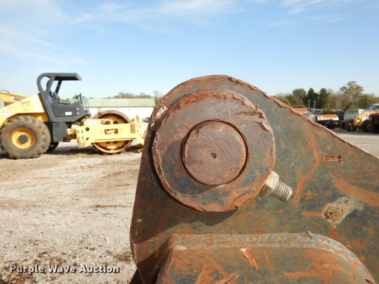 image for item J5647 Esco XDP excavator bucket