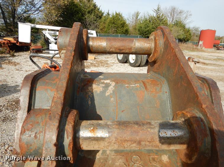 image for item J5647 Esco XDP excavator bucket