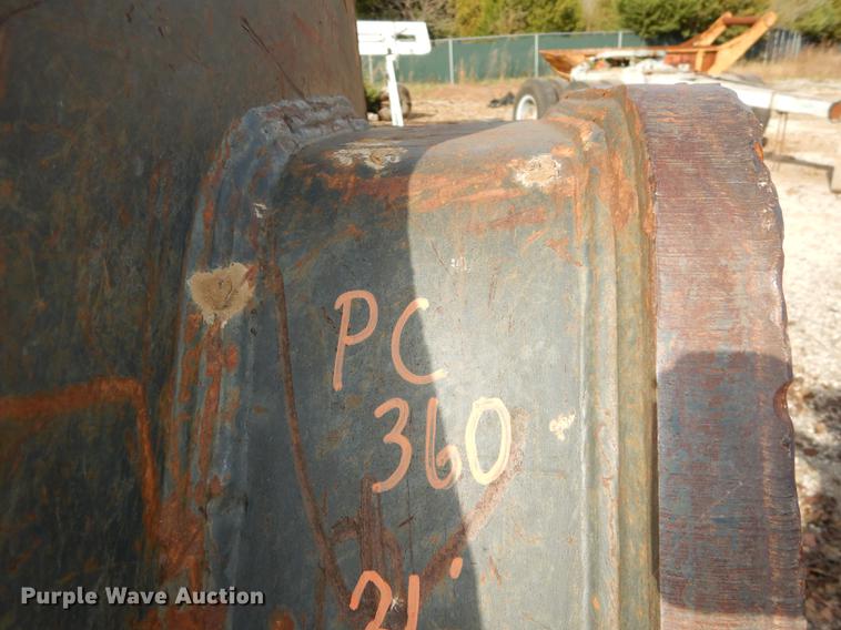 image for item J5647 Esco XDP excavator bucket