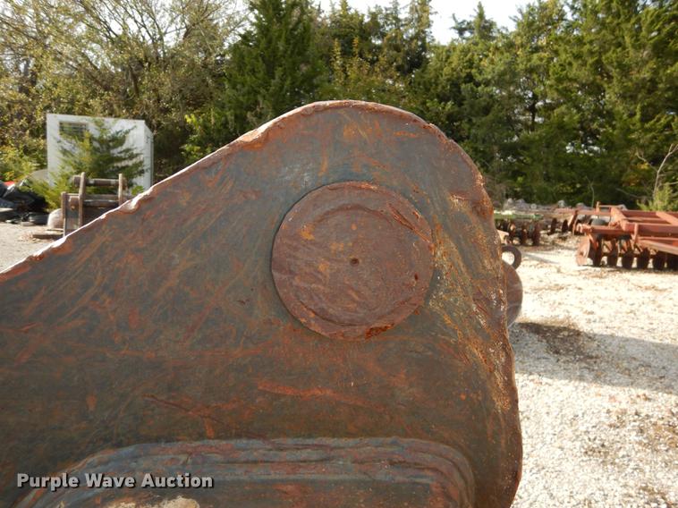 image for item J5647 Esco XDP excavator bucket