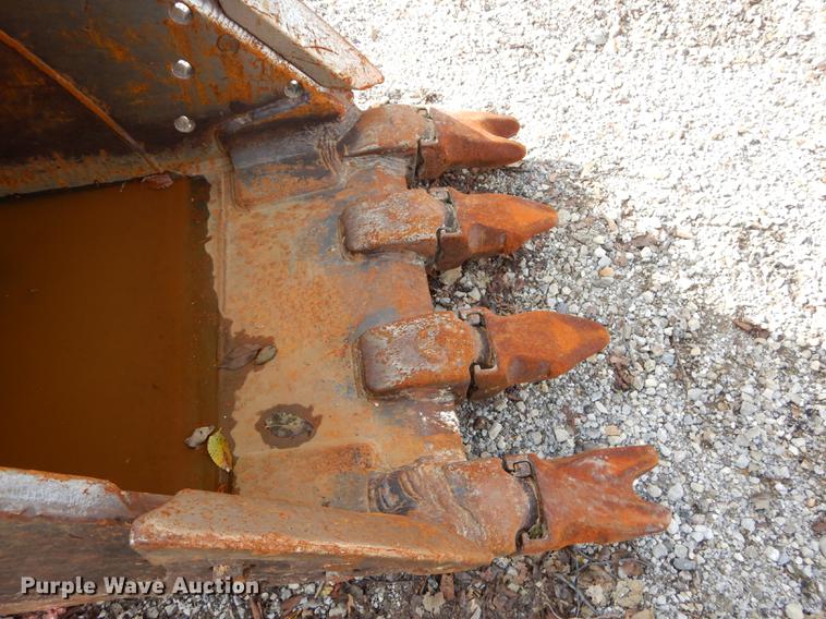 image for item J5647 Esco XDP excavator bucket
