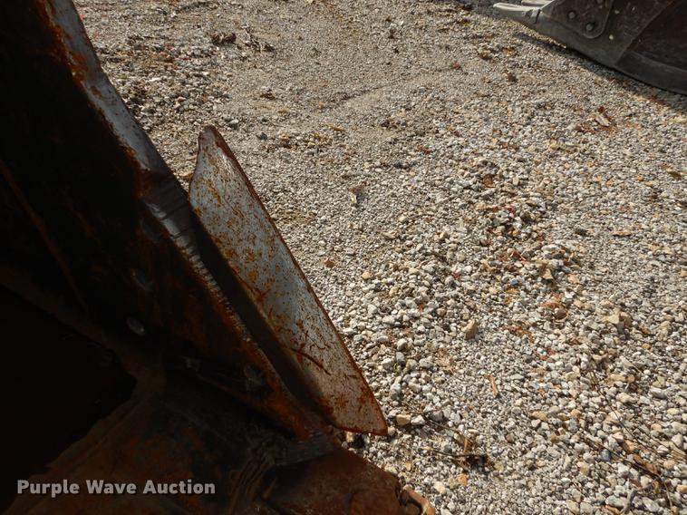 image for item J5647 Esco XDP excavator bucket