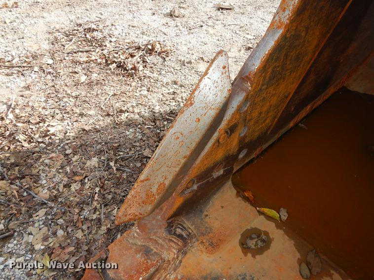 image for item J5647 Esco XDP excavator bucket