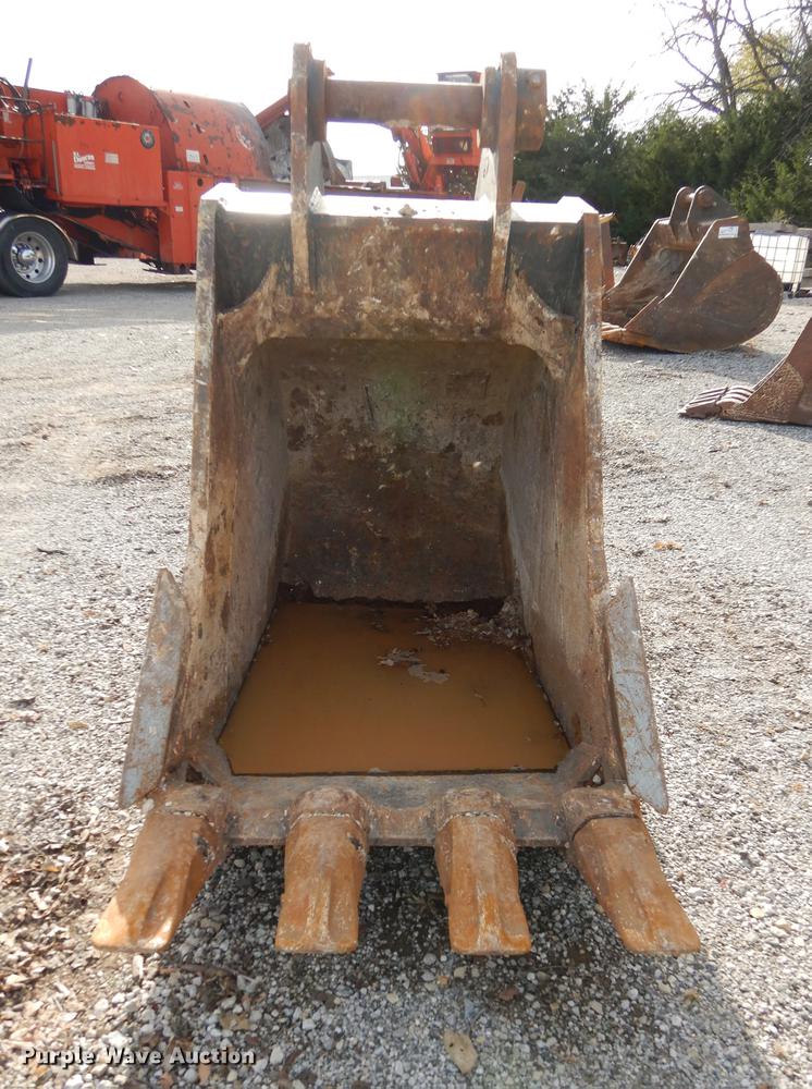 image for item J5648 Esco excavator bucket