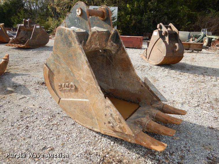 image for item J5648 Esco excavator bucket