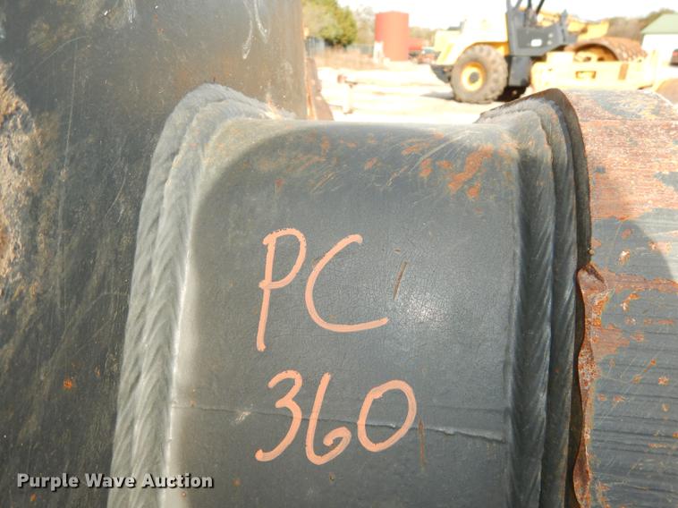 image for item J5648 Esco excavator bucket