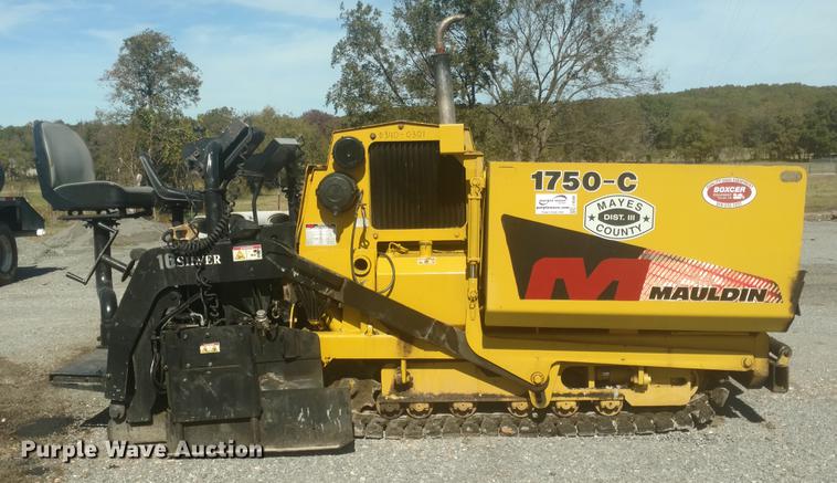 image for item J8588 2005 Mauldin 1750C paver