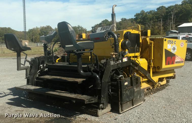 image for item J8588 2005 Mauldin 1750C paver