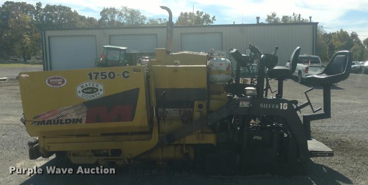 image for item J8588 2005 Mauldin 1750C paver