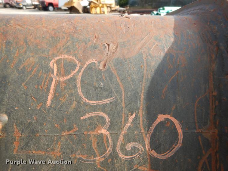 image for item K5817 Esco XDP excavator bucket