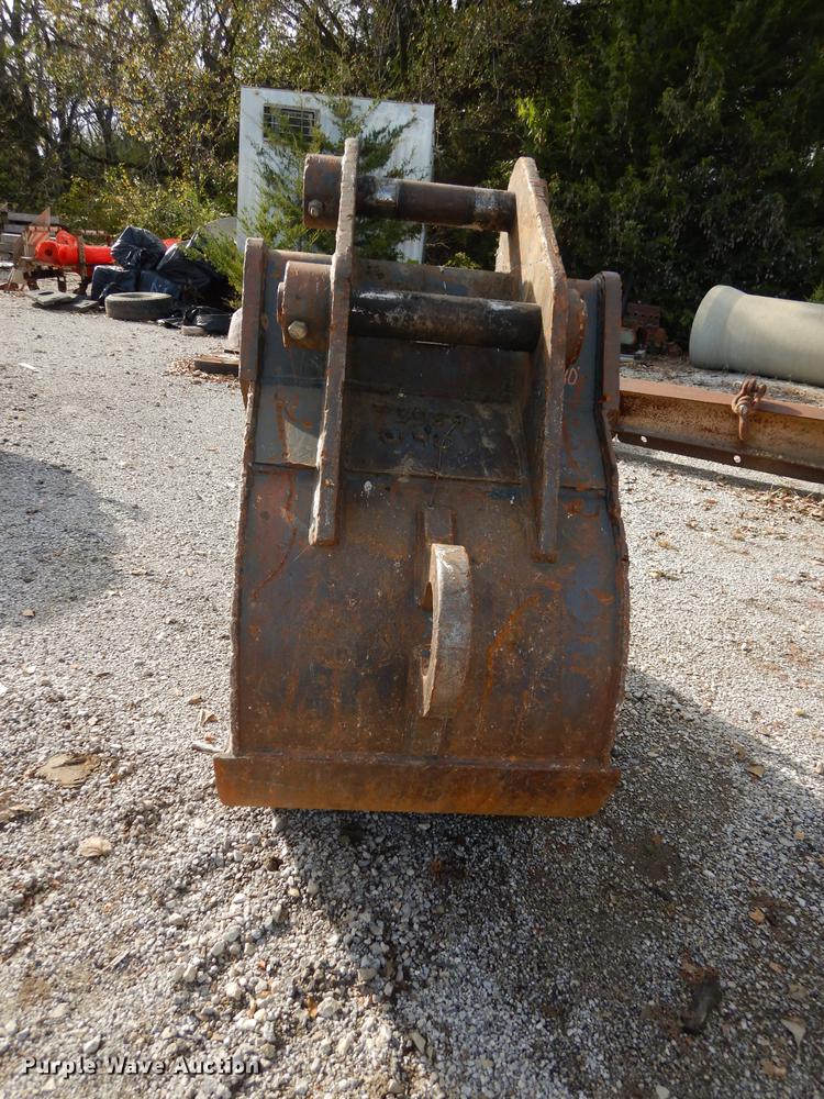 image for item K5819 Esco HDP excavator bucket