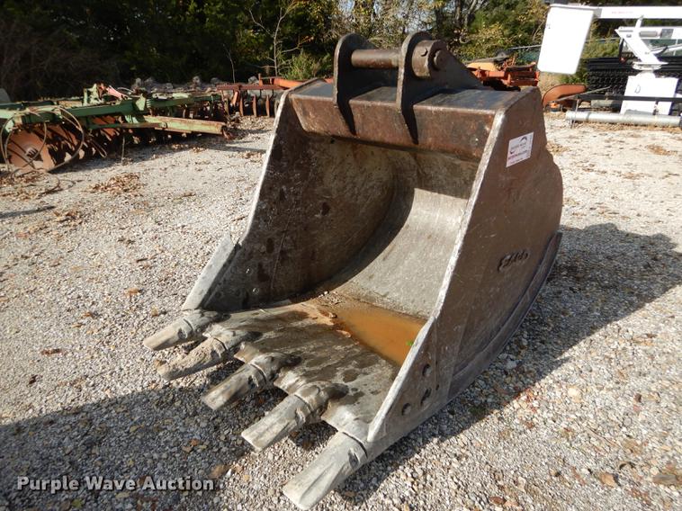 image for item K5820 Esco HDP excavator bucket