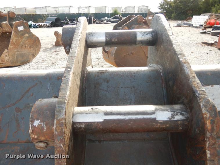 image for item K5820 Esco HDP excavator bucket
