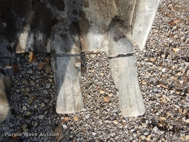 image for item K5820 Esco HDP excavator bucket