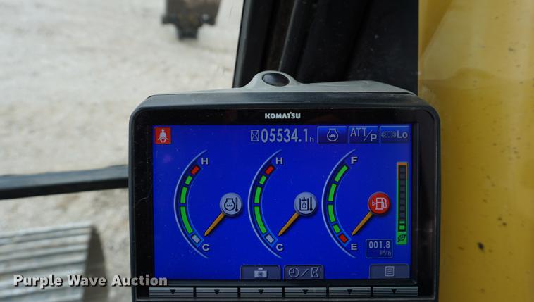 image for item K5823 2013 Komatsu PC240LC-10 excavator