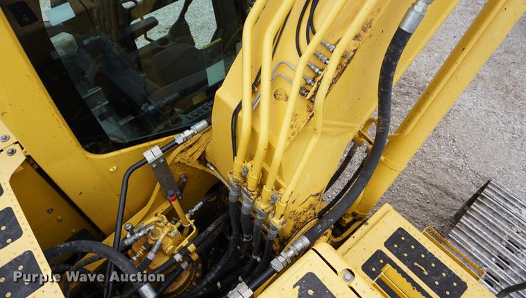 image for item K5823 2013 Komatsu PC240LC-10 excavator