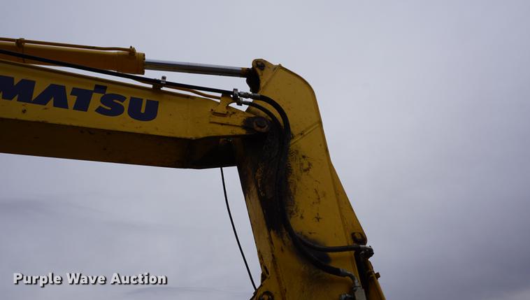 image for item K5823 2013 Komatsu PC240LC-10 excavator