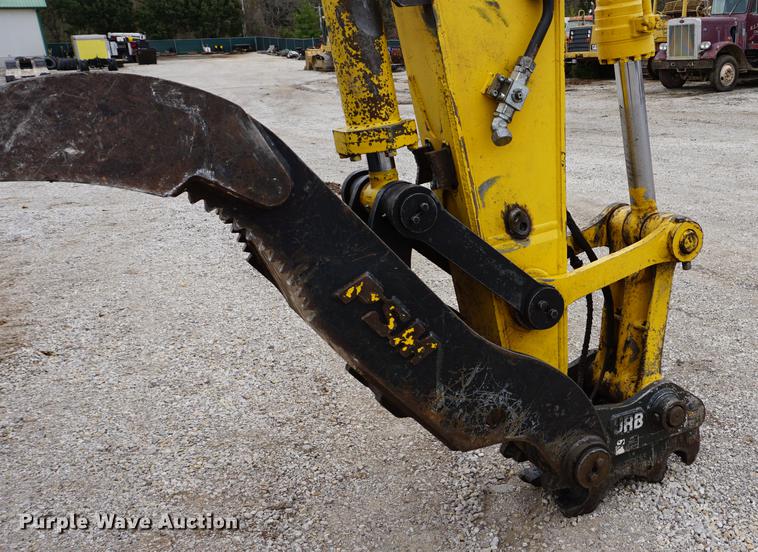 image for item K5823 2013 Komatsu PC240LC-10 excavator