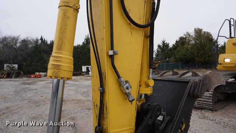 image for item K5823 2013 Komatsu PC240LC-10 excavator
