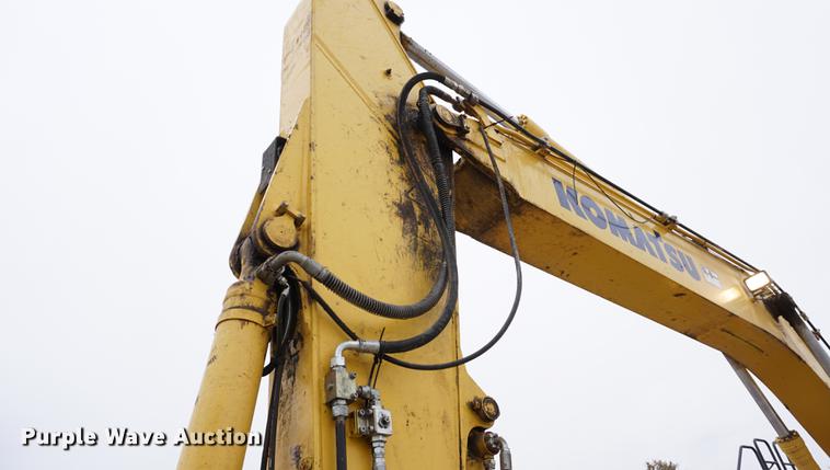 image for item K5823 2013 Komatsu PC240LC-10 excavator