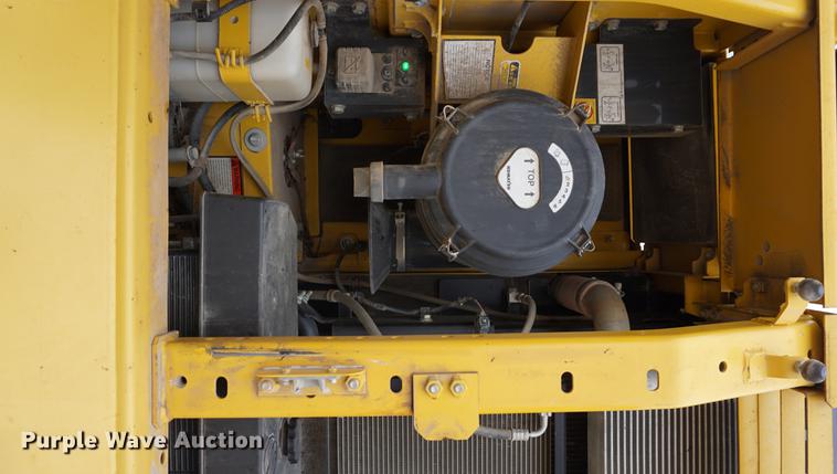 image for item K5823 2013 Komatsu PC240LC-10 excavator