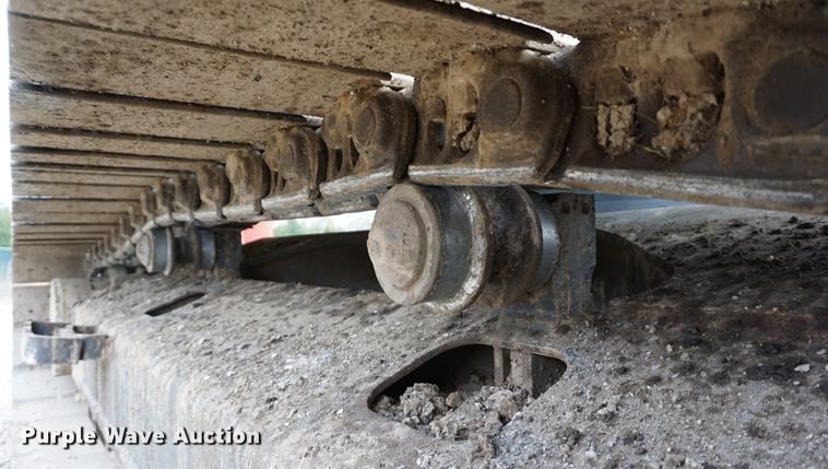 image for item K5823 2013 Komatsu PC240LC-10 excavator