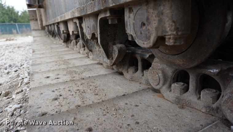 image for item K5823 2013 Komatsu PC240LC-10 excavator